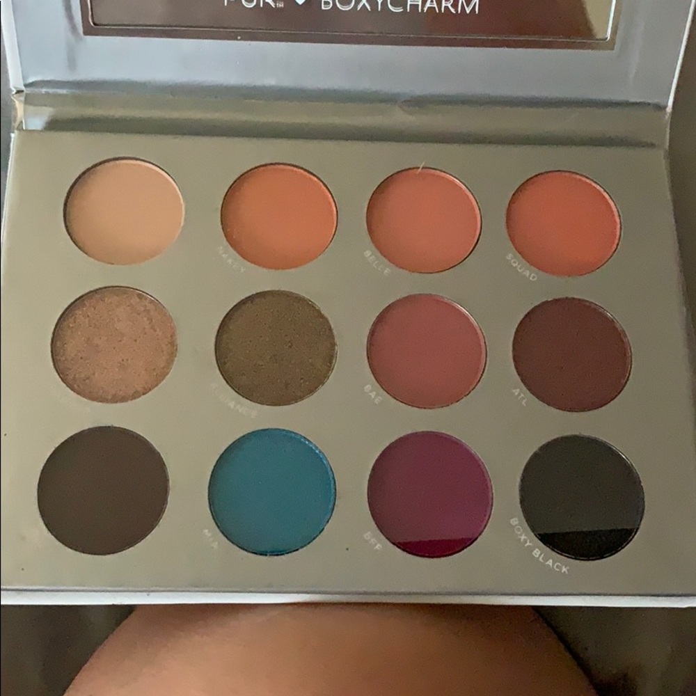 ❤️brand new❤️ eyeshadow palette❤️